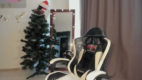 Snapshot of lana_younes chatting on February 2025 09:46:02 AM Lana online show from February 2025 09:46:02 AM