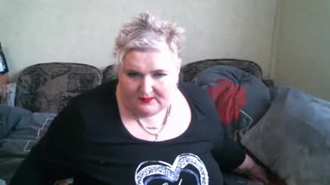 Snapshot of lanacat555 chatting on March 2025 01:38:02 PM lanacat555 online show from March 2025 01:38:02 PM