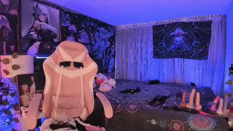 L A N A  online show from March 2025 10:13:02 PM