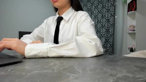 Lana online show from December 2024 10:30:02 PM