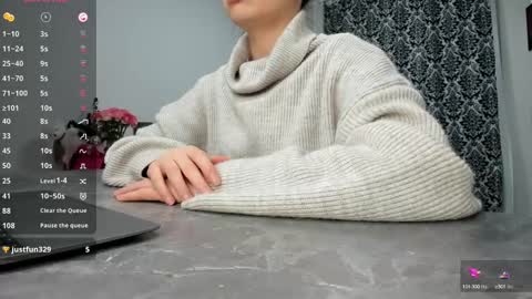 Lana online show from January 2025 04:51:02 PM