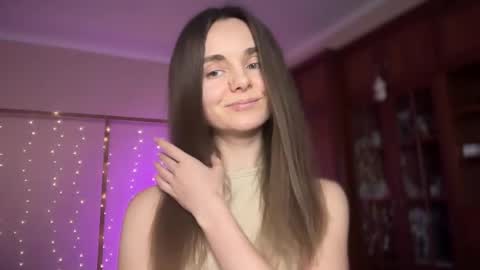 Lana online show from February 2025 04:04:02 PM