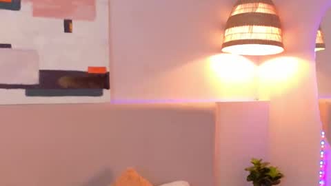 Lana online show from September 2025 08:02:02 PM