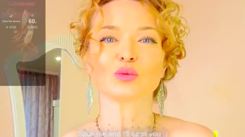 Snapshot of lanavibes chatting on March 2026 12:12:02 PM lanavibes online show from March 2026 12:12:02 PM