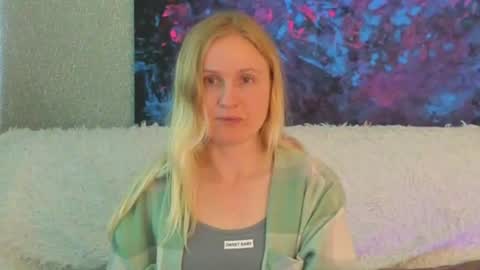 Snapshot of lanavismith chatting on June 2026 06:16:02 AM LanaviSmith online show from June 2026 06:16:02 AM
