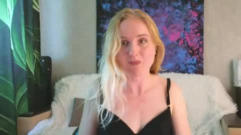 LanaviSmith online show from July 2026 11:45:01 AM