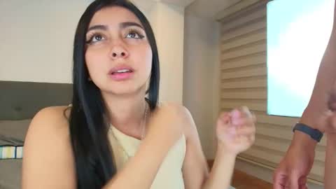 Valen and George online show from September 2025 02:44:02 AM