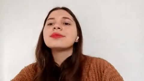 Taisia Tai online show from November 2025 08:31:01 AM