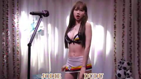 Snapshot of lankwaifong_cindy chatting on June 2026 02:58:02 AM lankwaifong_cindy online show from June 2026 02:58:02 AM