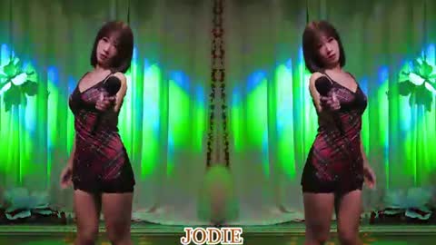 Snapshot of lankwaifong_cindy chatting on July 2026 03:25:02 AM lankwaifong_cindy online show from July 2026 03:25:02 AM