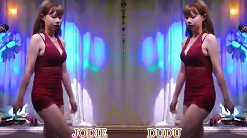 Snapshot of lankwaifong_cindy chatting on July 2026 03:11:01 AM lankwaifong_cindy online show from July 2026 03:11:01 AM