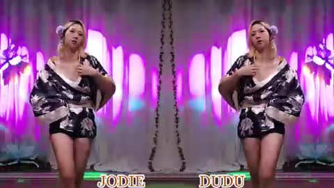 Snapshot of lankwaifong_cindy chatting on July 2026 03:12:02 AM lankwaifong_cindy online show from July 2026 03:12:02 AM