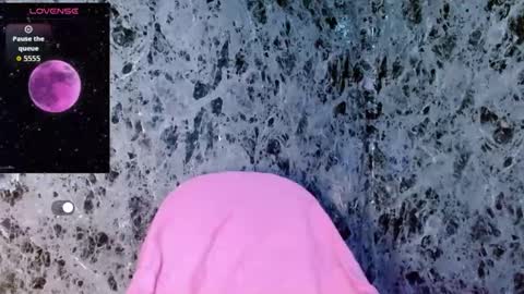 Lanna online show from February 2026 02:00:02 PM