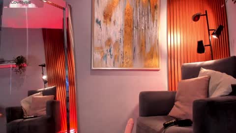 Tiana online show from December 2024 06:40:01 PM