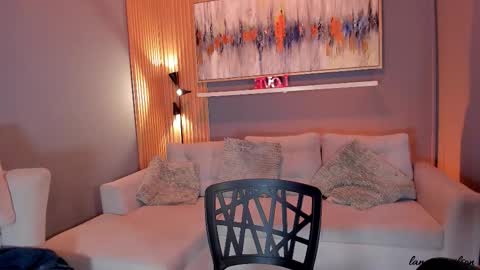 Tiana online show from September 2025 07:57:01 PM