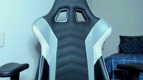 Lanna online show from February 2025 01:43:01 AM