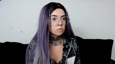 LANNIE   online show from January 2025 01:18:01 AM