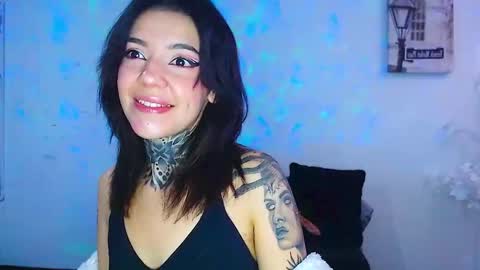 LANNIE   online show from September 2025 03:56:02 PM