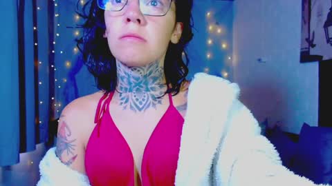 LANNIE   online show from April 2026 12:32:02 PM