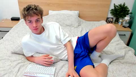 Fandi online show from December 2024 05:14:02 AM