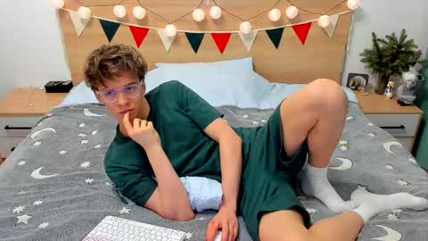 Fandi online show from January 2025 04:02:02 PM