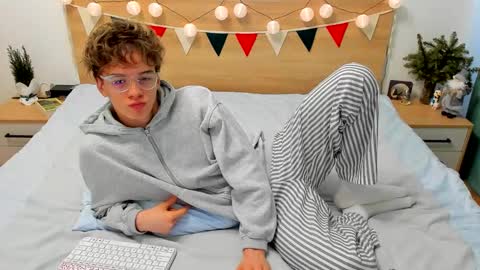 Fandi online show from January 2025 09:42:02 AM