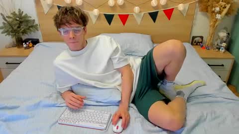 Fandi online show from January 2025 05:54:02 AM