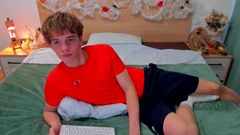 Fandi online show from October 2025 06:36:02 AM