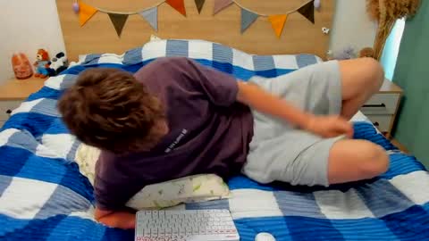 Fandi online show from April 2026 06:44:02 AM