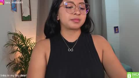 Lara  online show from April 2026 11:18:01 PM