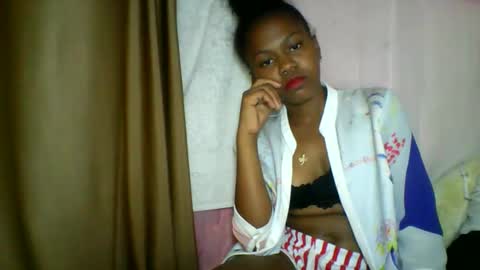 lara_belle online show from May 2026 11:23:04 PM