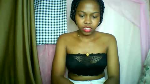 lara_belle online show from June 2026 09:39:01 PM