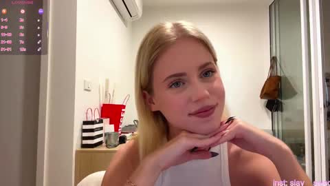 Stella online show from February 2026 10:11:01 AM