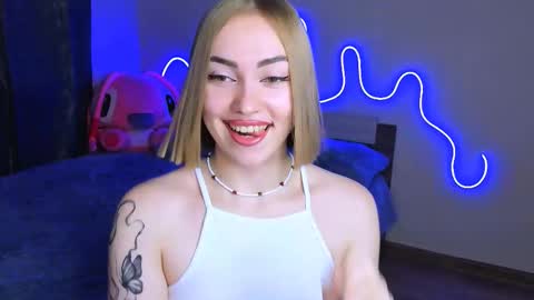 LaraKrein lk online show from September 2025 01:36:02 PM