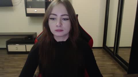 Laralianna online show from January 2025 10:34:02 PM