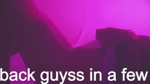 Lara Give it a thumbs up please its important  online show from March 2025 03:00:01 AM