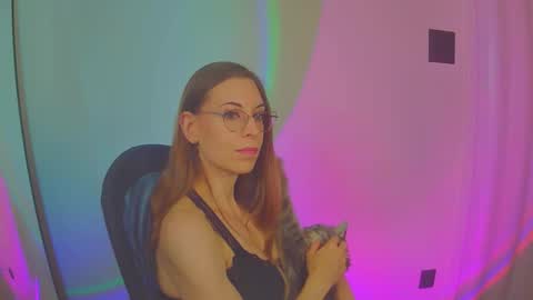 larawintersxxx online show from October 2025 08:41:01 PM