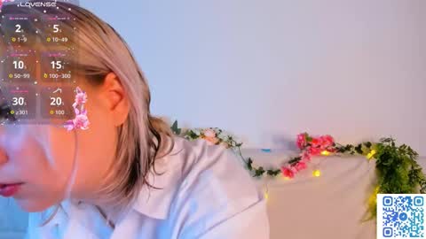 Snapshot of large_ocean chatting on November 2025 02:06:01 AM Rose online show from November 2025 02:06:01 AM