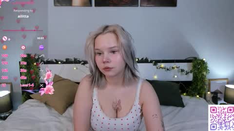 Snapshot of large_ocean chatting on December 2025 02:23:02 PM Rose online show from December 2025 02:23:02 PM