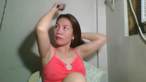 Larice online show from February 2025 12:27:02 AM