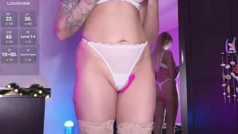 LarineGMT7  UTC6  online show from January 2025 03:31:01 AM