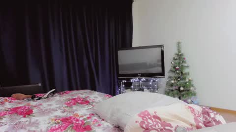 Larisa Lavriki online show from January 2025 03:02:01 PM