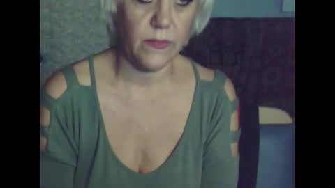 larisaq4ugo24 online show from September 2025 08:35:01 AM