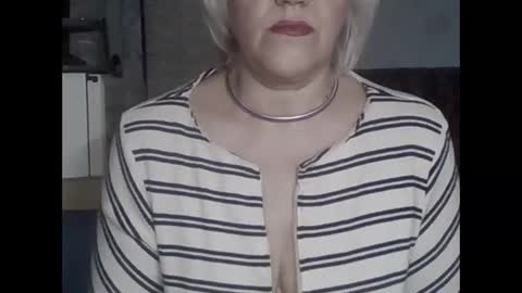 Snapshot of larisaq4ugo24 chatting on February 2026 07:15:01 AM larisaq4ugo24 online show from February 2026 07:15:01 AM