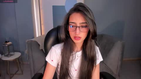 Larisa Smirnov online show from October 2025 12:08:02 AM