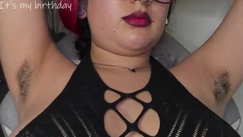 Snapshot of larissa01_ chatting on January 2025 09:13:01 AM Lari online show from January 2025 09:13:01 AM