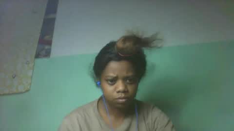 larissa645771 online show from September 2025 02:44:02 PM