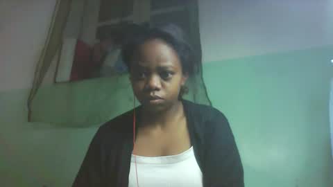 larissa645771 online show from October 2025 05:17:02 AM