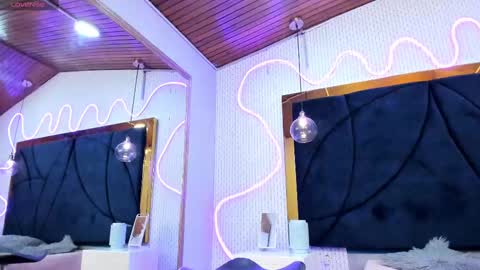 Valentina online show from February 2025 12:21:02 PM