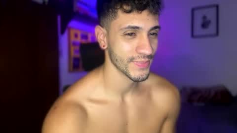 Snapshot of larry_jones chatting on January 2025 04:29:01 PM andrew online show from January 2025 04:29:01 PM